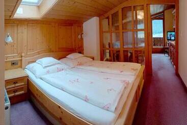 住宿加早餐 Alpenhof Wohlfühlpension