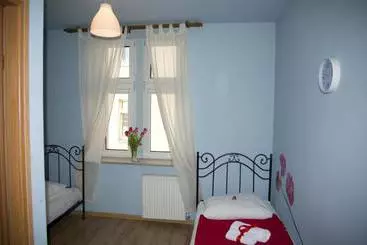 Albergue Flower Rooms & Apartments