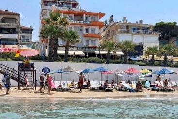 فندق Ladies Beach