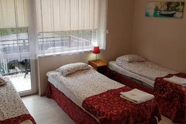 酒店 Pensjon Polska