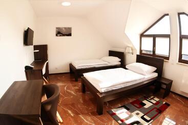 فندق Sluneční Dvůr