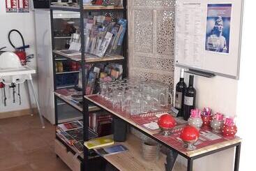 بنسيون Mas Dansavan