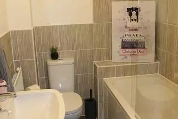Residenza Beautiful 1 Bed House In Peterborough