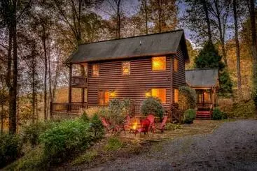 Mökkimajoitus Cruach Mor By Escape To Blue Ridge