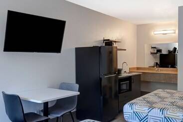 Мотель Studio 6 Branson West Mo Silver Dollar City