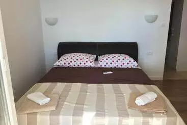 Pansiyon Imotski Blaue See Apartments , Pool