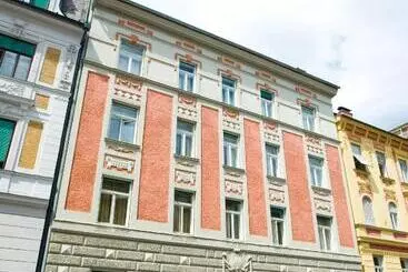 Haus Mobene   Hotel Garni