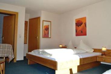 Отель Ferienhaus Gaugg