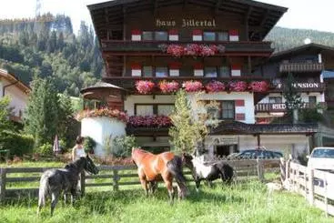 Пансион Gästehaus Zillertal