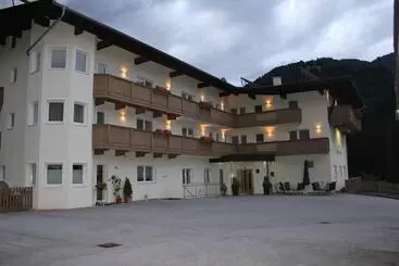 ホテル Sun Valley Wildschönau