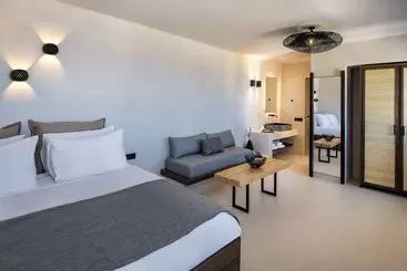 هتل Azanti Suites