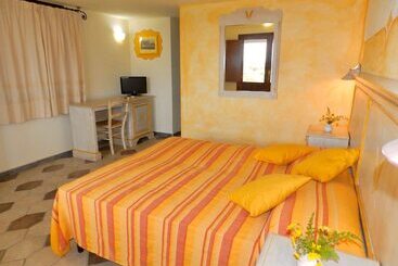 리조트 Family Rooms Budoni