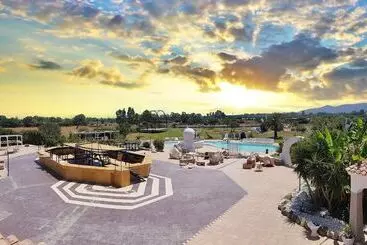 Resort Family Rooms Budoni