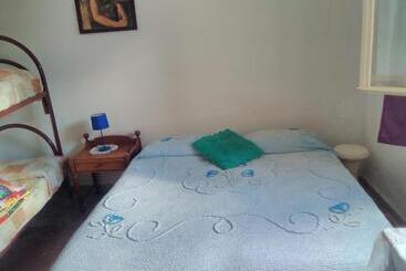 پانسیون Room In Guest Room  Large Triple Room For Max 3 People