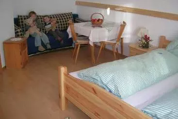 کلبه Bauernhof Schilift-hotz