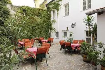 Отель Goldener Engel