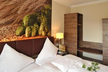 بنسيون Biergasthaus Schiffner