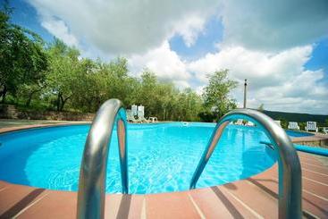 Отель Girifalco