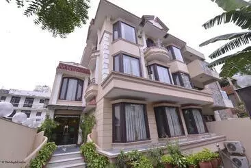 בית מלון כפרי The Maple Leaf Dlf Cyber City