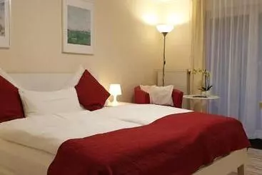 ペンション Gästehaus Am Sonnenhügel