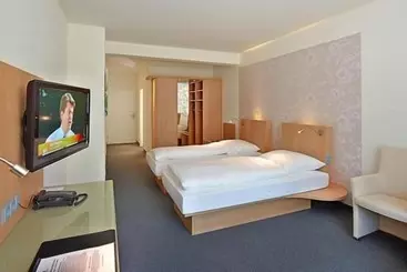 Otel Thöles Am Allerpark Verden