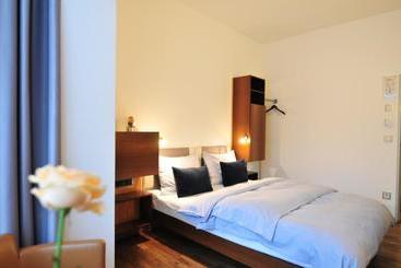 Lint Hotel Köln