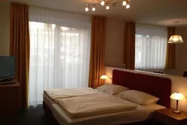 هتل Restaurant Waldmeisterei