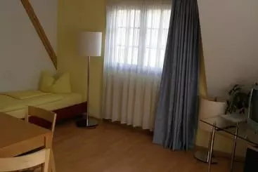 צימר Pension Zu Dresden Altpieschen