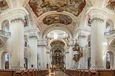 호텔 Akademie Der Dioezese Weingarten