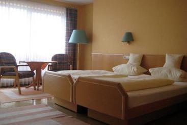 Bed and Breakfast Pension Regenscheit