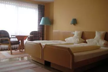 민박 Pension Regenscheit