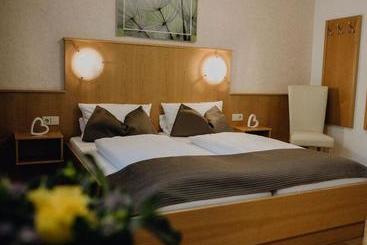 Pensão Landgasthof Linkenmühle