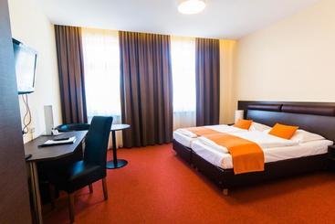 Отель Kaiservilla