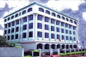 Royal Fort Hotel