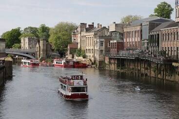 کلبه Beech Tree Lodge