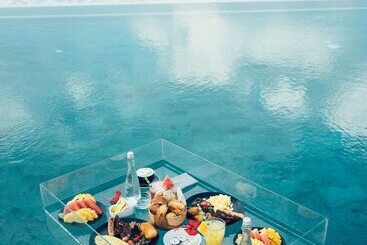 Hotelli Bali Beach Glamping