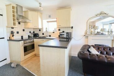 קוטג'' Sea View Apartment