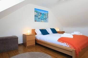 کلبه Little Cotton Farmhouse