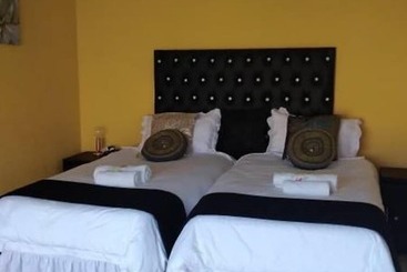 بنسيون Twilight Breeze Lodge