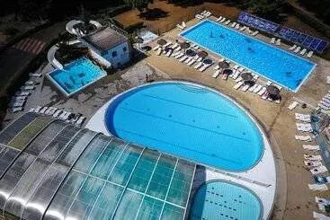 Resort Vacances Passion   Leon Les Genets