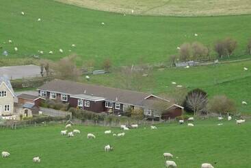 Yha Lulworth Cove   Hostel