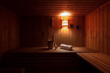 Digonera Historic Hotel B&b