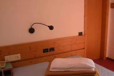 Отель Albergo Pozzole