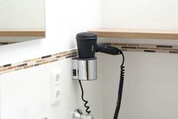 فندق Apart Pension Vita Stafnensis