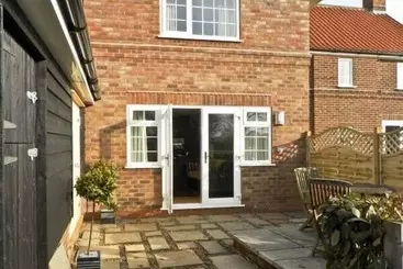 Grove Cottage