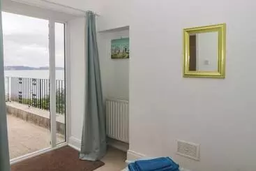 Panoramic Cottage