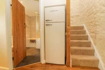 Cabane Higher Whiddon Farm Whiddon Well