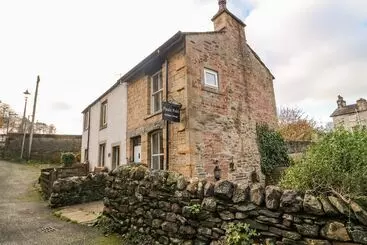 Pauls Fold Holiday Cottage