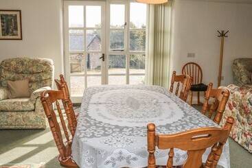 קוטג'' West Bowden Farm