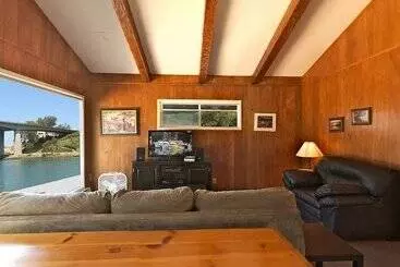 Anchor Lodge Motel